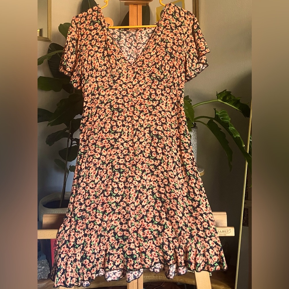 Floral print, midi, ruffle sleeve V-neck lightweight women’s dress